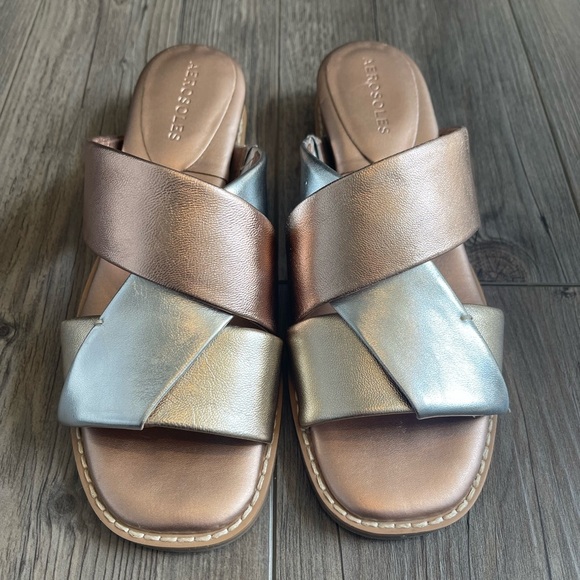 Aerosoles Hilary Combo Metallic Slide Sandal, Flats, Criss Cross Straps, Size 6M - Picture 2 of 10
